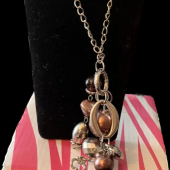 Lot of gently used necklaces - Picture 9 of 10